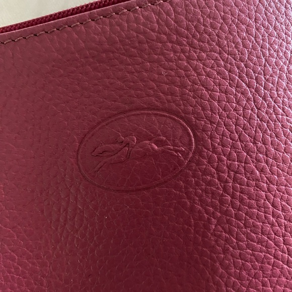 Authentic Longchamp Pink Leather Shoulder Bag - Picture 3 of 12